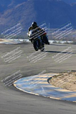 media/Jan-09-2022-SoCal Trackdays (Sun) [[2b1fec8404]]/Turns 9 and 8 (920am)/